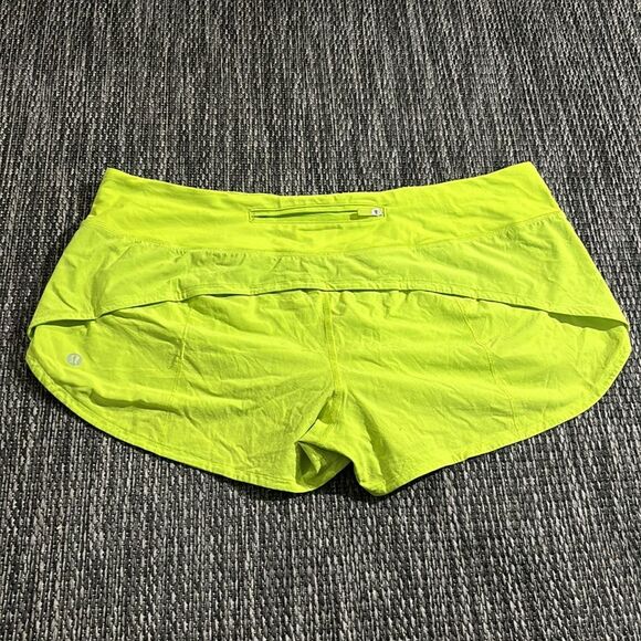 Lululemon Speed Up Short *2.5" - Picture 2 of 9